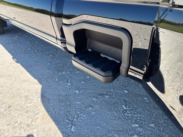 Used 2026 Ford F350 Platinum AWD/4WD image 17