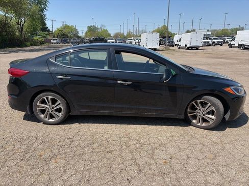 Used 2017 Hyundai Elantra Limited w/ Limited Ultimate Package 09 FWD image 14