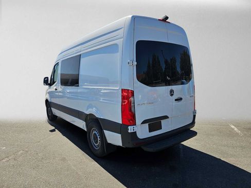 Used 2026 Mercedes-Benz Sprinter 2500 image 5