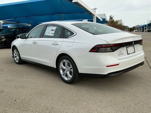 New 2025 Honda Accord LX image 4