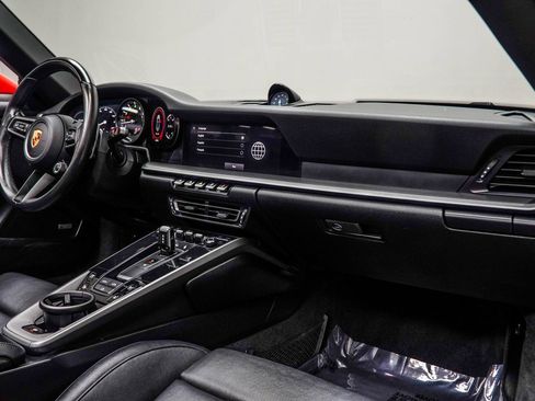 Used 2022 Porsche 911 Carrera w/ Premium Package image 23