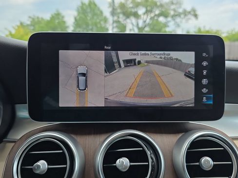 Certified 2022 Mercedes-Benz GLC 300 4MATIC image 26