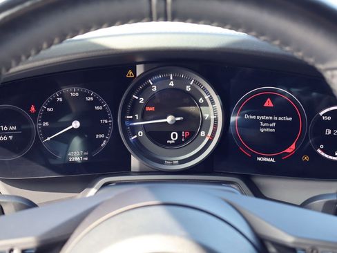 Certified 2023 Porsche 911 Carrera RWD image 17