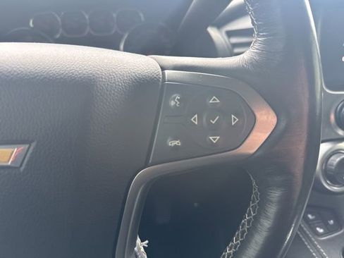 Used 2018 Chevrolet Suburban Premier image 37
