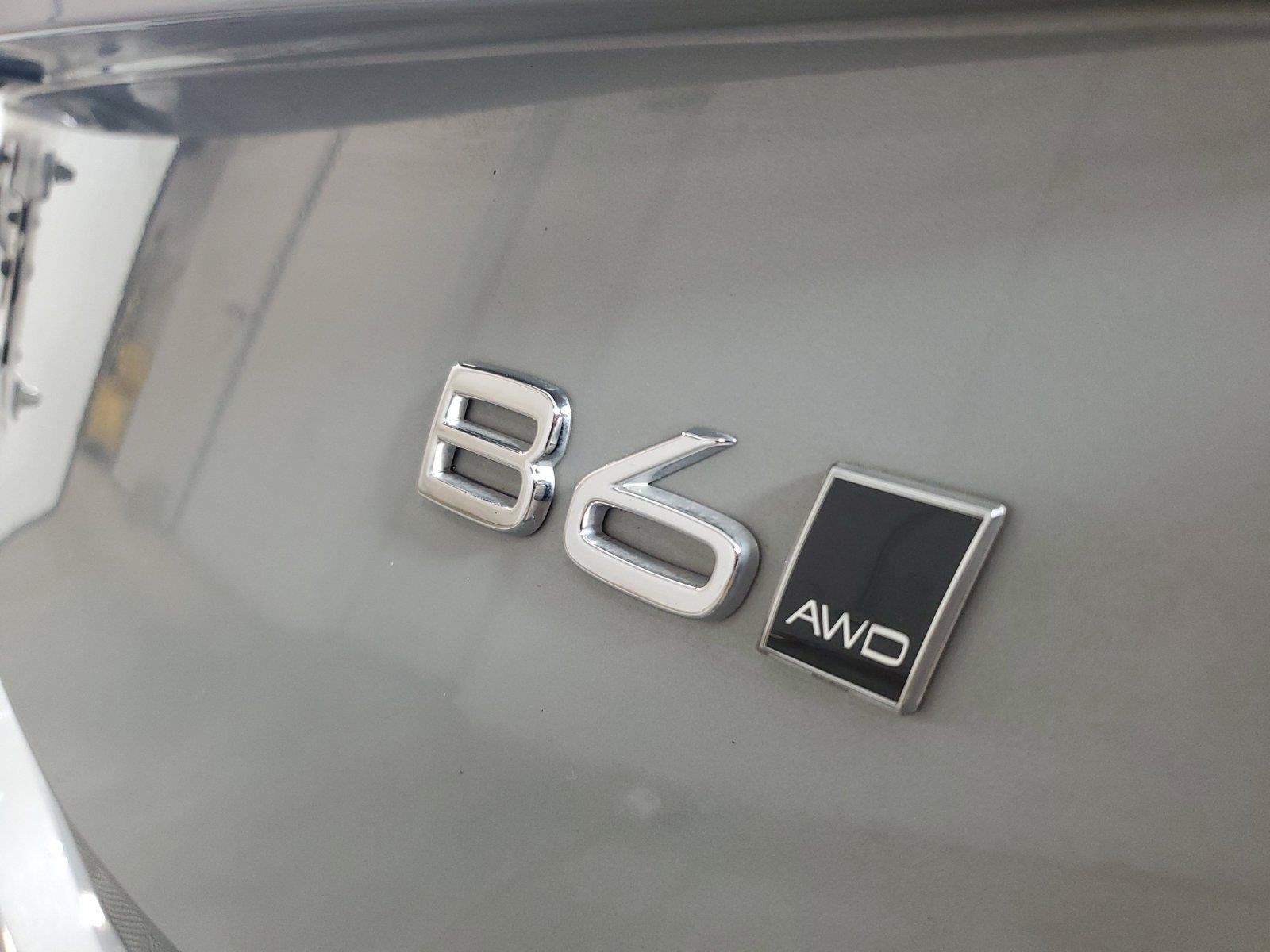 Certified 2024 Volvo XC90 B6 Plus AWD/4WD image 8