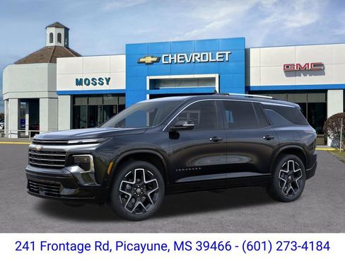 New 2026 Chevrolet Traverse High Country FWD image 2
