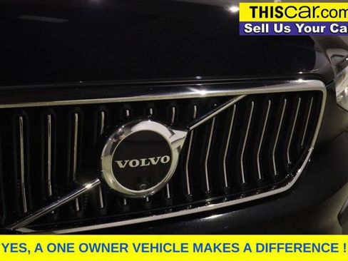 Used 2024 Volvo XC40 B5 Plus w/ Protection Package Premier AWD/4WD image 11