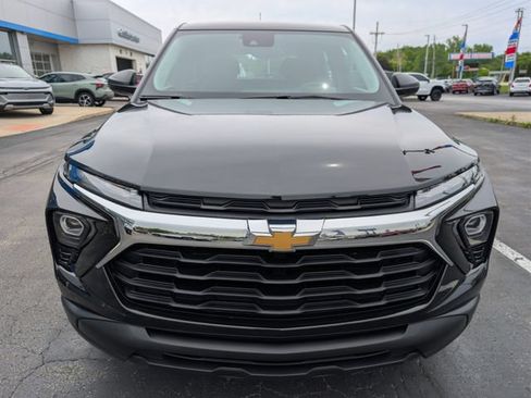 Used 2024 Chevrolet TrailBlazer LS FWD image 8