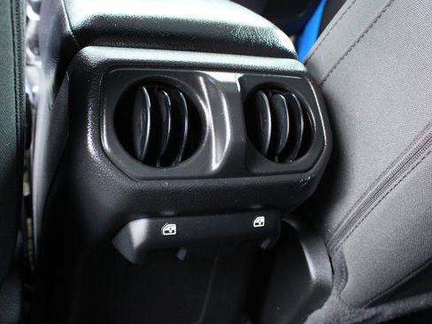 Used 2021 Jeep Gladiator Sport AWD/4WD image 20