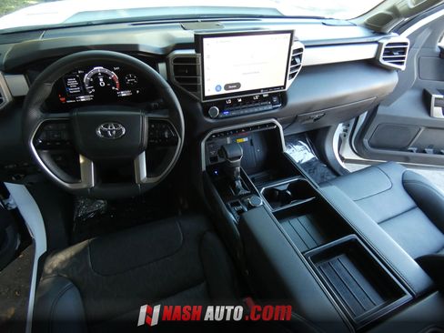 Used 2024 Toyota Tundra Limited AWD/4WD image 24