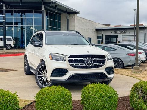 Used 2023 Mercedes-Benz GLS 450 4MATIC w/ AMG Line Exterior image 2