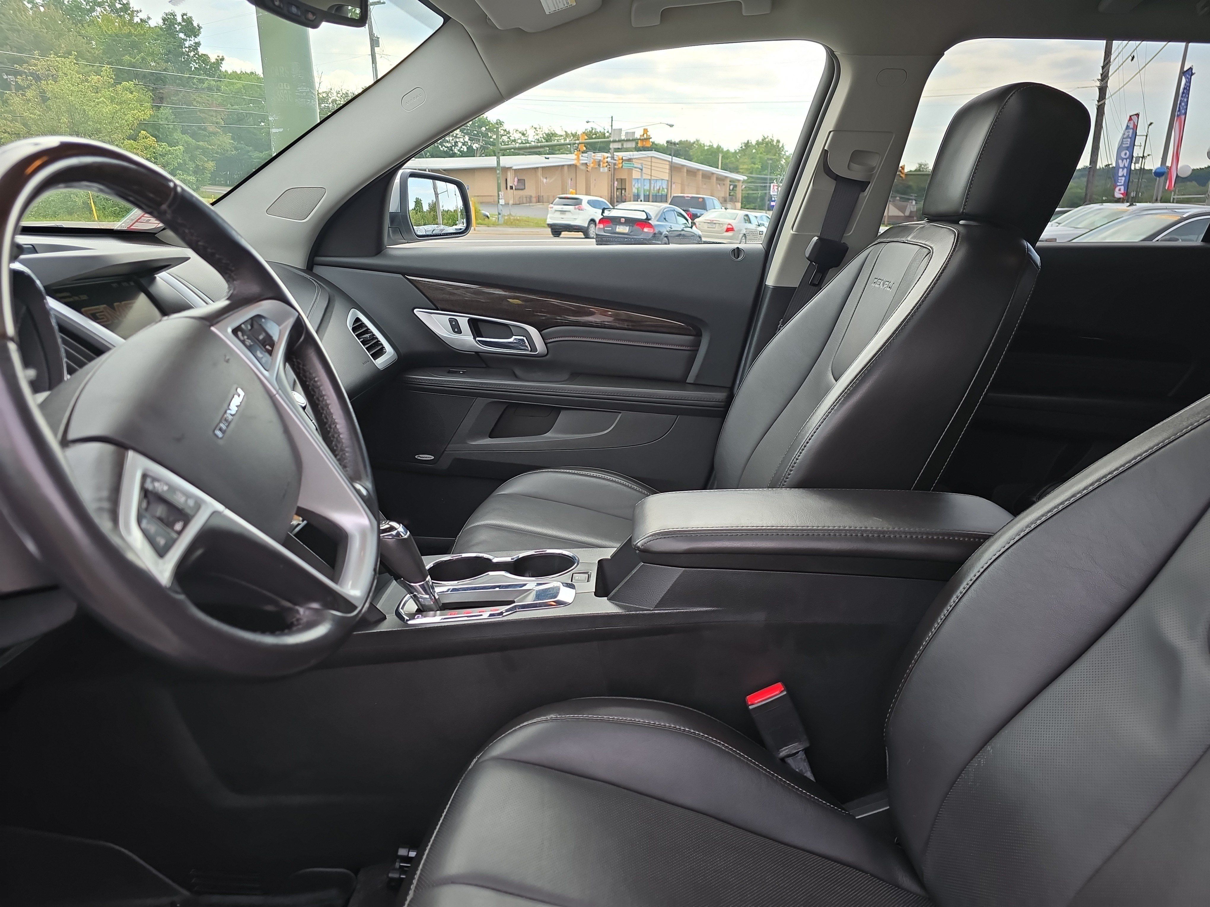 Used 2016 GMC Terrain Denali w/ Cargo Package AWD/4WD image 14