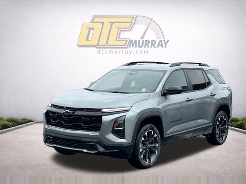 Used 2026 Chevrolet Equinox RS FWD image 2