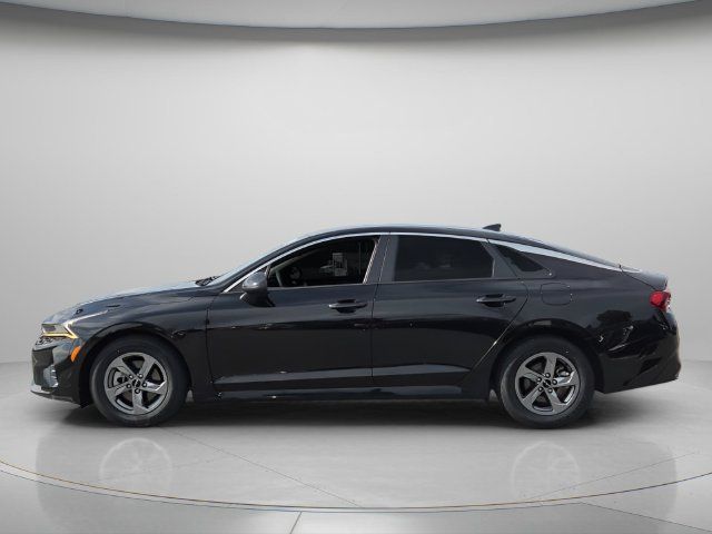 Used 2023 Kia K5 LXS FWD image 3