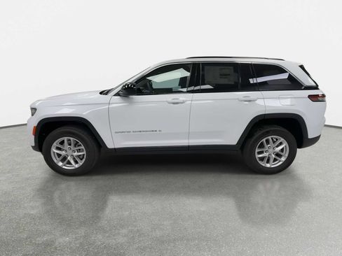 New 2026 Jeep Grand Cherokee Laredo X AWD/4WD image 6