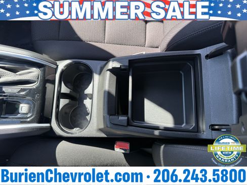 Used 2024 Chevrolet Colorado LT w/ LT Convenience Package II AWD/4WD image 19