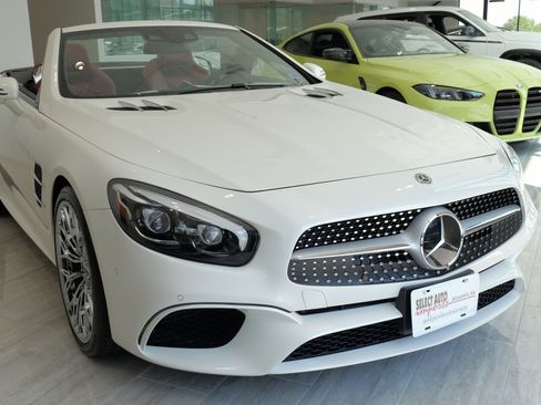 Used 2018 Mercedes-Benz SL 550 image 6