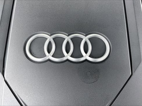 Used 2024 Audi A6 2.0T Premium image 33