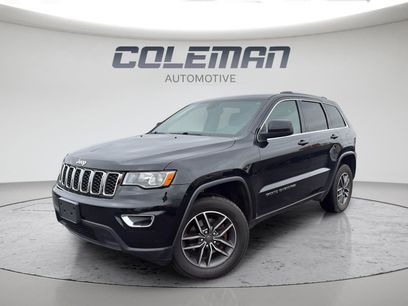 Used 2019 Jeep Grand Cherokee Laredo w/ 18" Wheel & 8.4" Radio Group