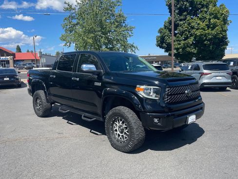 Used 2018 Toyota Tundra Platinum AWD/4WD image 7