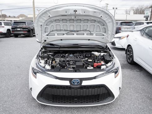 Used 2021 Toyota Corolla LE image 31