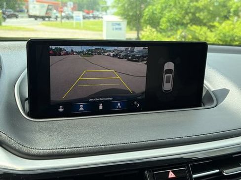 Used 2024 Acura MDX SH-AWD w/ Technology Package image 18