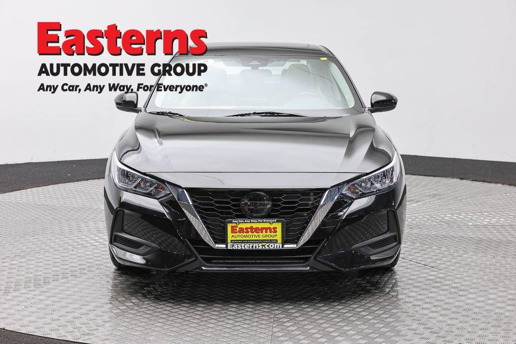 Used 2023 Nissan Sentra SV w/ SV Premium Package FWD image 2