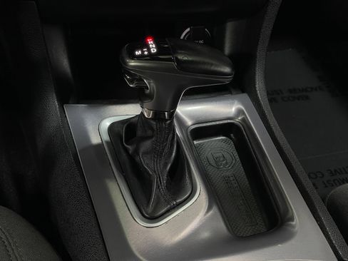 Used 2019 Dodge Charger R/T RWD image 27