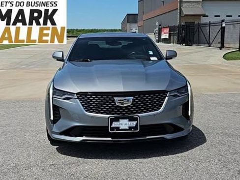 Used 2023 Cadillac CT4 Premium Luxury RWD image 3