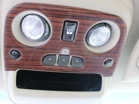 Used 2003 Cadillac Escalade EXT AWD/4WD image 31