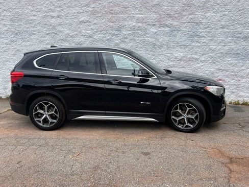 Used 2017 BMW X1 sDrive28i FWD image 3