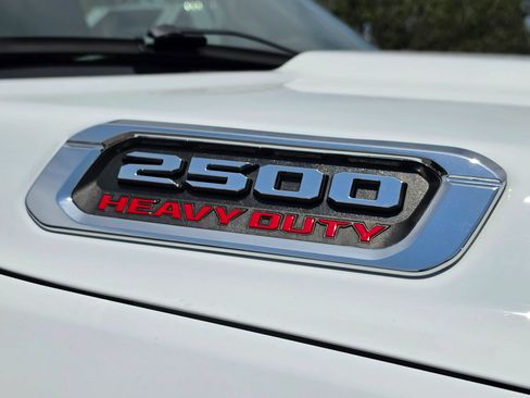 Used 2024 RAM 2500 Big Horn AWD/4WD image 11