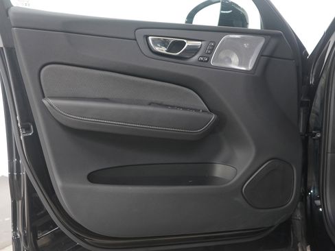 Used 2023 Volvo XC60 T8 Polestar image 21