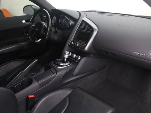 Used 2008 Audi R8 V8 image 6