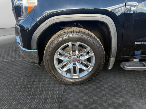 Used 2019 GMC Sierra 1500 SLT w/ SLT Premium Package image 9