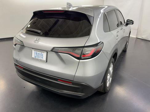 Certified 2023 Honda HR-V LX image 9