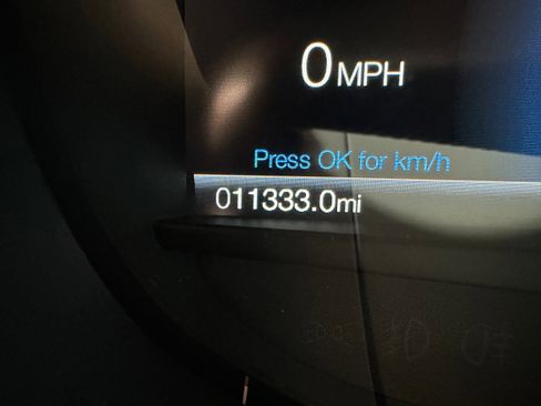 Used 2024 Ford Edge Titanium AWD/4WD image 10