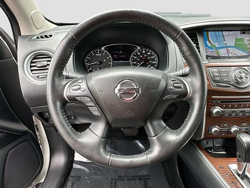 Used 2020 Nissan Pathfinder Platinum w/ Cargo Package AWD/4WD image 12