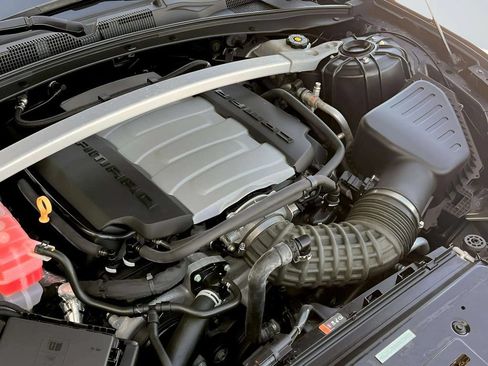 Used 2017 Chevrolet Camaro SS RWD image 26