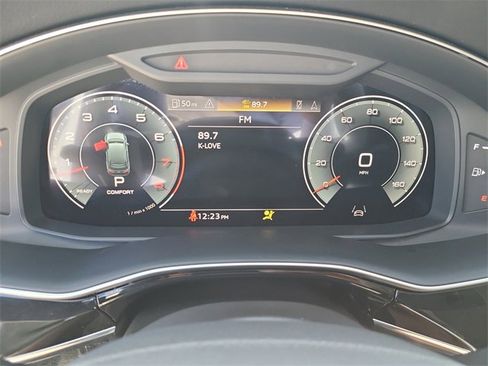 Used 2023 Audi Q7 3.0T Premium Plus image 25