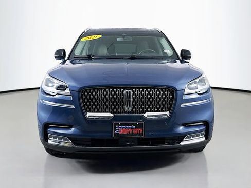 Used 2021 Lincoln Aviator Reserve w/ Equipment Group 202A image 2