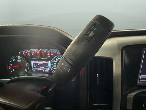 Used 2018 GMC Sierra 1500 SLT AWD/4WD image 12