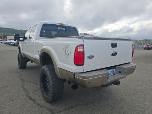 Used 2011 Ford F250 King Ranch w/ King Ranch w/Chrome Pkg AWD/4WD image 2