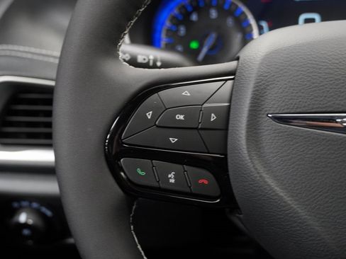 New 2026 Chrysler Pacifica Limited w/ S Appearance Package image 28