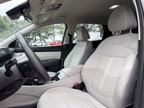 Used 2025 Hyundai Tucson SEL AWD/4WD image 7