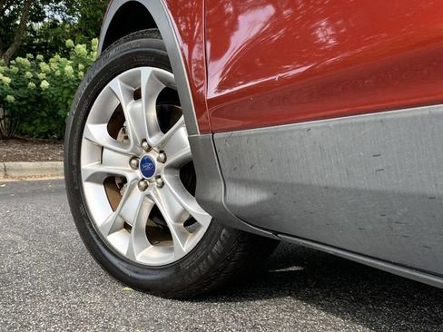 Used 2015 Ford Escape Titanium AWD/4WD image 41
