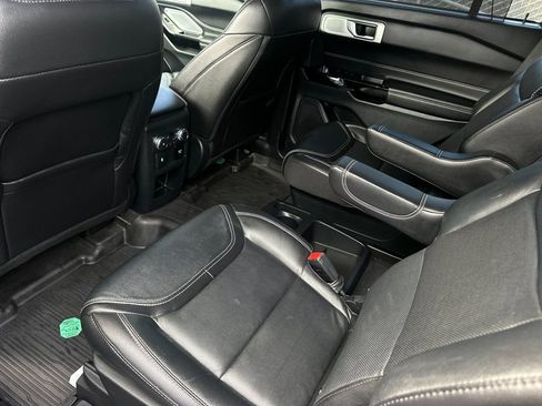 Used 2021 Ford Explorer ST w/ Equipment Group 401A image 12