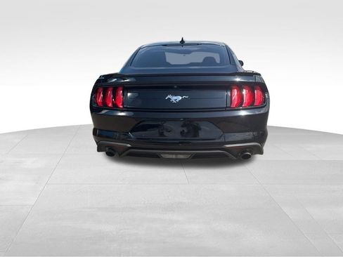 Used 2021 Ford Mustang Coupe RWD image 5