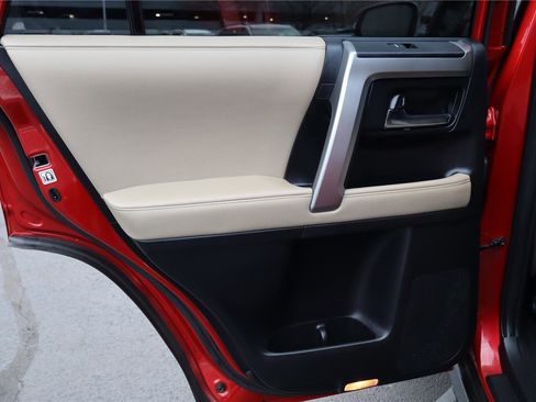 Used 2024 Toyota 4Runner SR5 Premium image 25