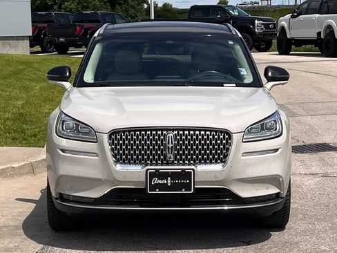 Used 2022 Lincoln Corsair Reserve w/ Equipment Group 201A AWD/4WD image 8